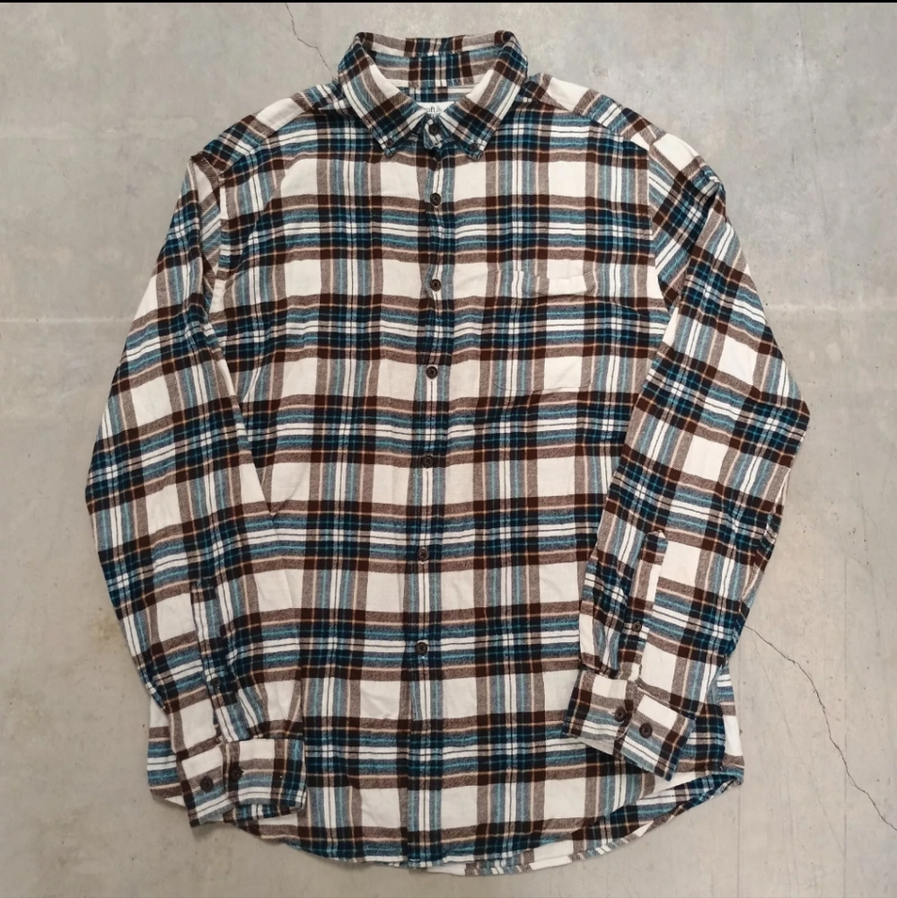 Croft & Barrow men's size M button down shirt long sleeve plaid flannel pocket